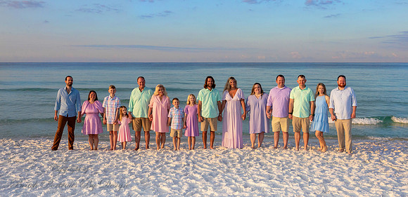 Large Family Sunrise Photo Session in pastels colors
