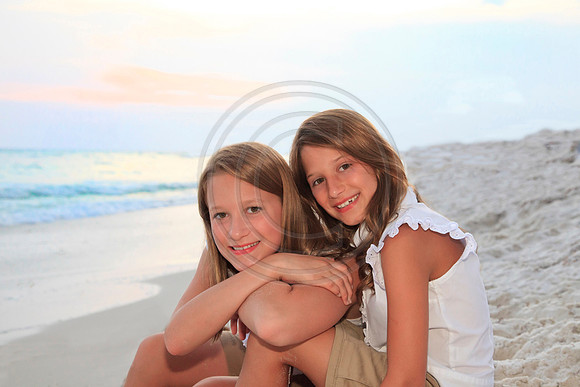 sister candids