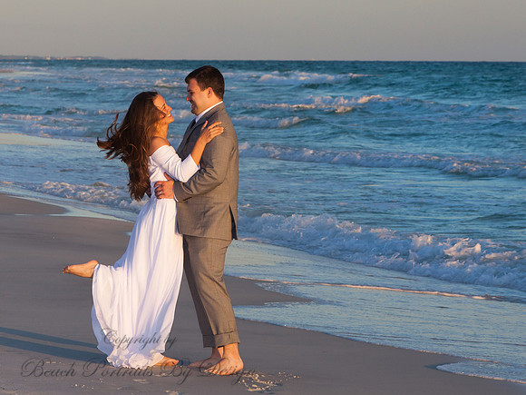 Intimate beach photoshoot