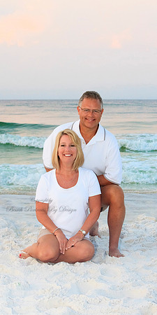 Should we wear white for beach photos?