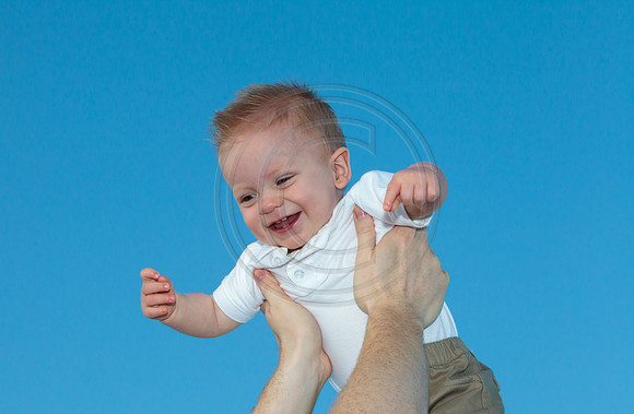 baby on the beach photography