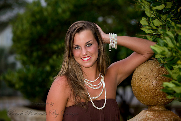 senior photos not on the beach in Destin